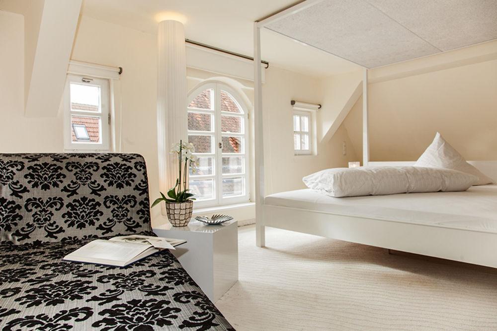 Boutique Hotel Pfauen Schorndorf  Ngoại thất bức ảnh