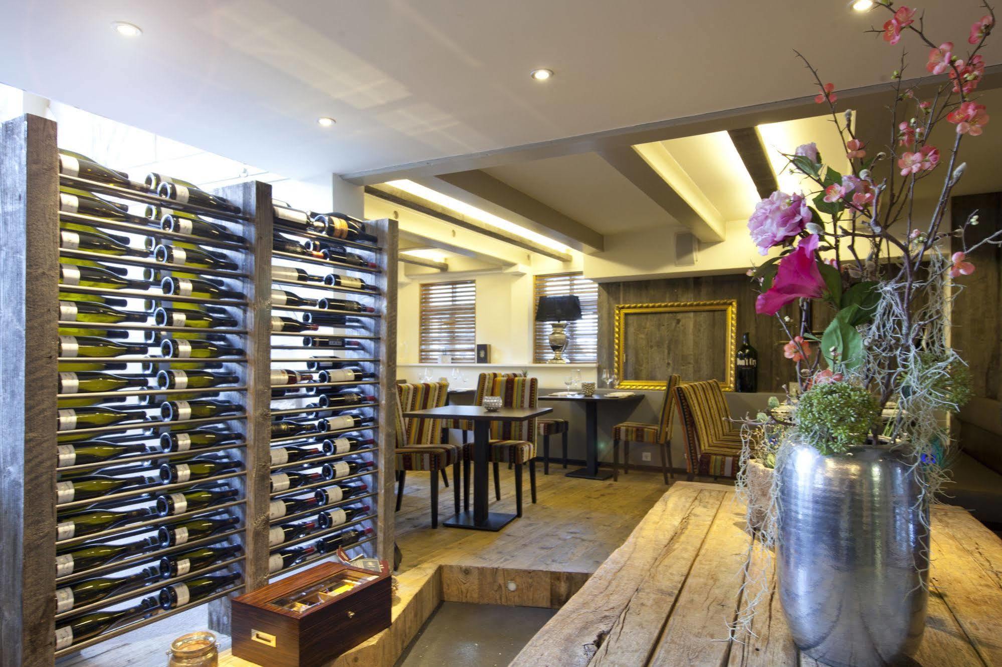 Boutique Hotel Pfauen Schorndorf  Ngoại thất bức ảnh