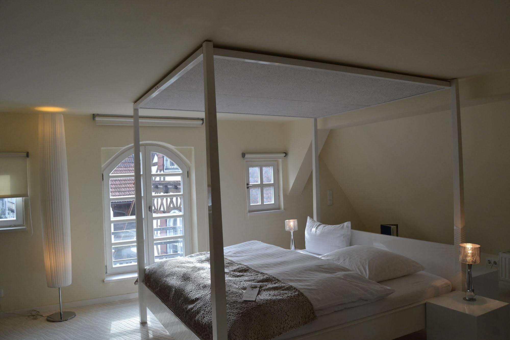 Boutique Hotel Pfauen Schorndorf  Ngoại thất bức ảnh