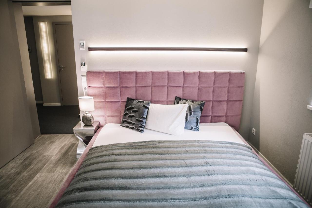 Boutique Hotel Pfauen Schorndorf  Ngoại thất bức ảnh